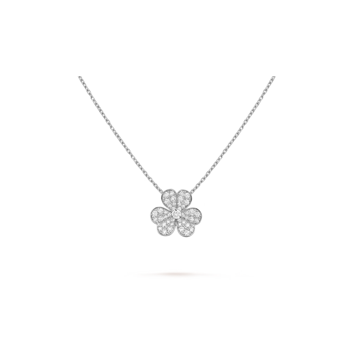 Van Cleef & Arpels Frivole collection clover necklace