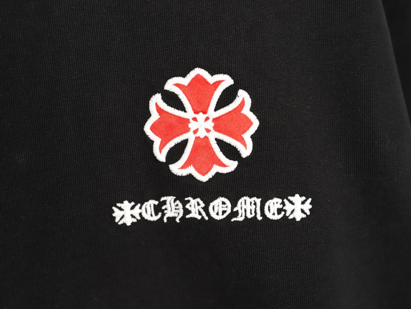 Chrome Hearts 2026 SS Multi-Color Cross Embroidered T-Shirt - Black Unisex Cotton Tee with Gothic Logo