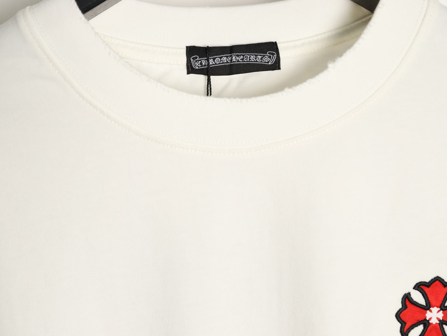 Chrome Hearts 2026 SS Multi-Color Cross Embroidered T-Shirt - Off-White Unisex Cotton Tee with Gothic Logo