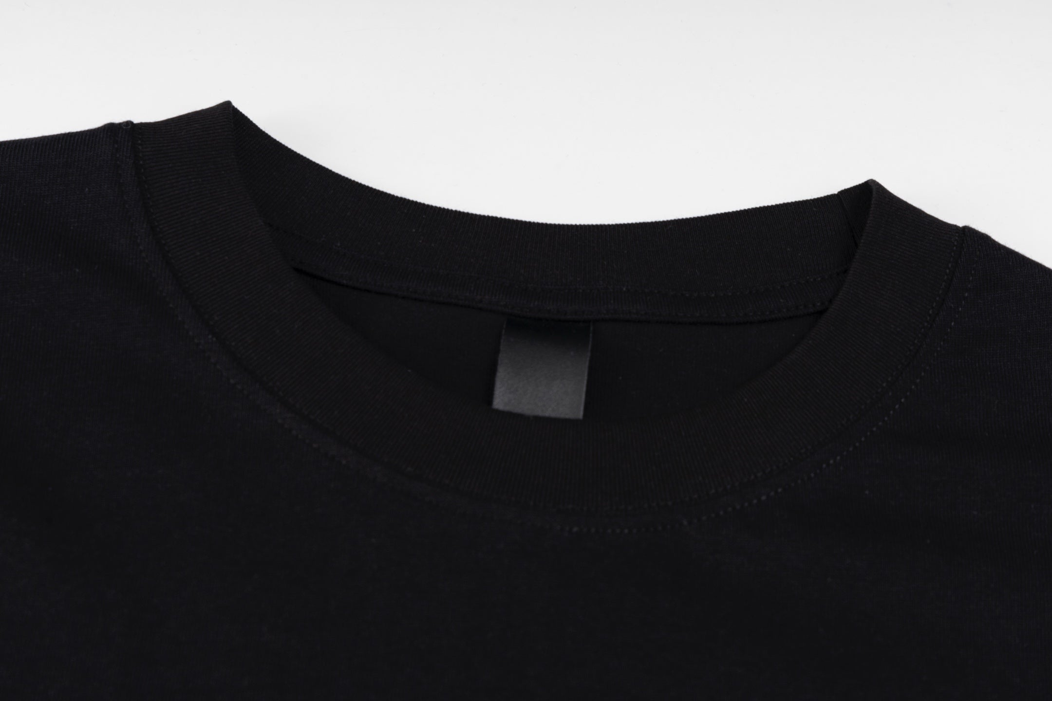 Chrome Hearts 2026 SS White Embroidered Cross T-Shirt - Black Unisex Cotton Tee with Gothic Logo