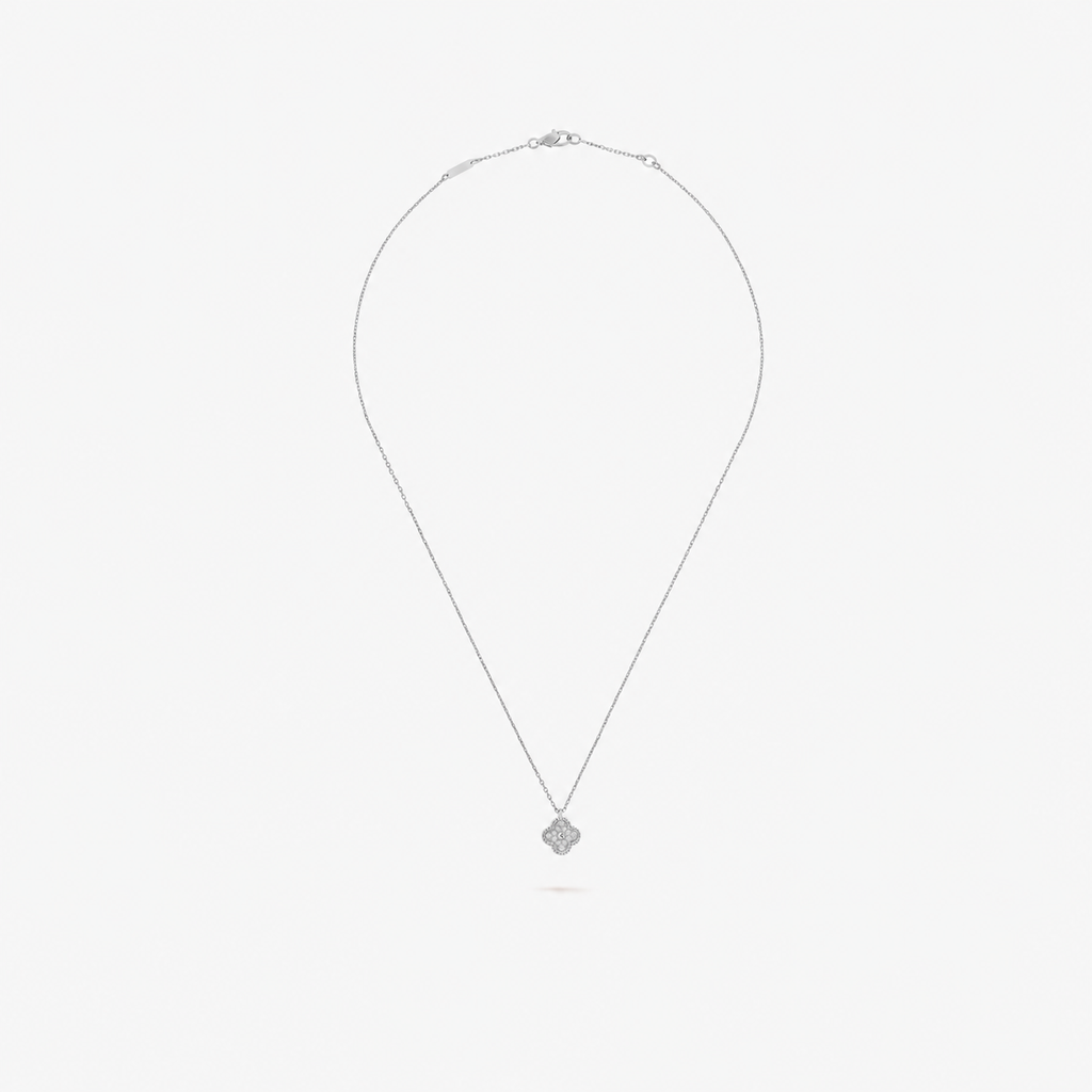 Van Cleef & Arpels Vintage Alhambra clover necklace