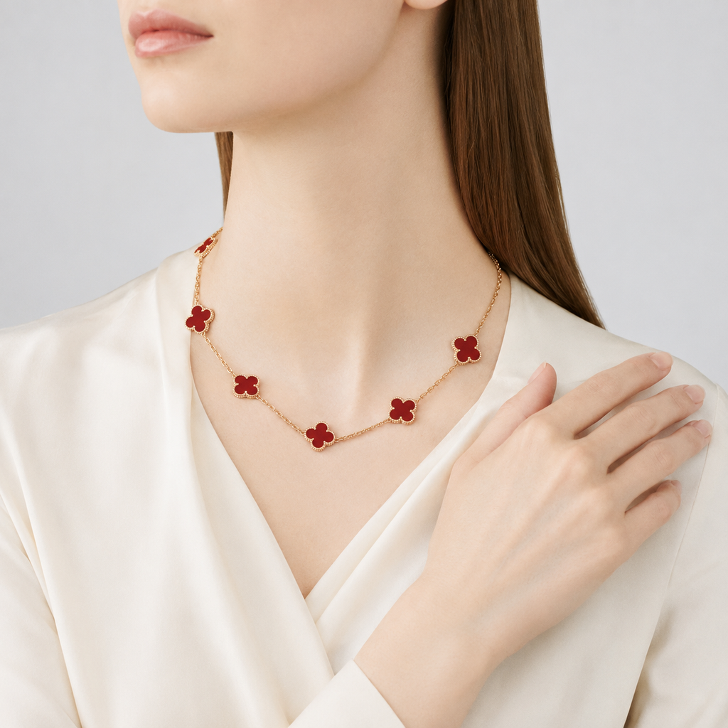 Van Cleef & Arpels Vintage Alhambra 10-motif necklace in carnelian