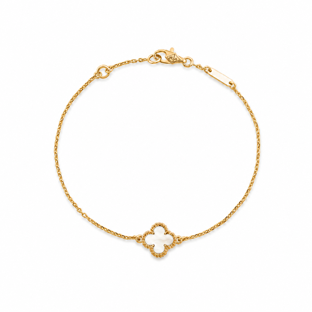 Van Cleef & Arpels Sweet Alhambra collection single-flower four-leaf clover bracelet,