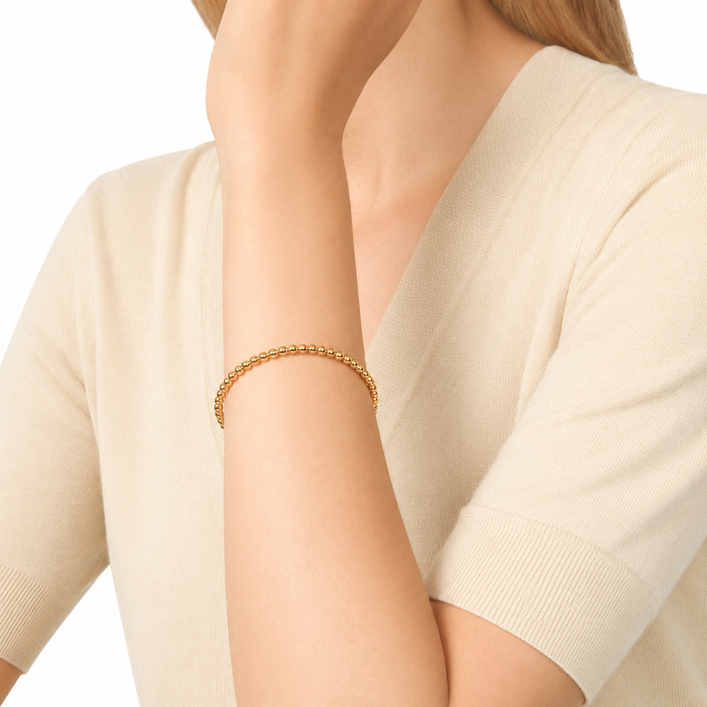 Van Cleef & Arpels Perlée collection bracelet