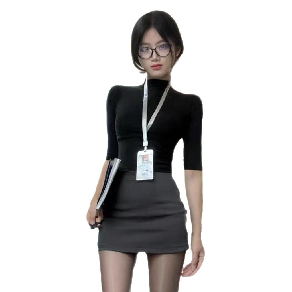 Early Autumn Hot Girls Show Off Their Figure, They Are Light And Mature, Slim-Fitting, Mid-Sleeve T-Shirt Tops, Hip-Covering Short Skirts, Skirts, Professional Suits, New Styles